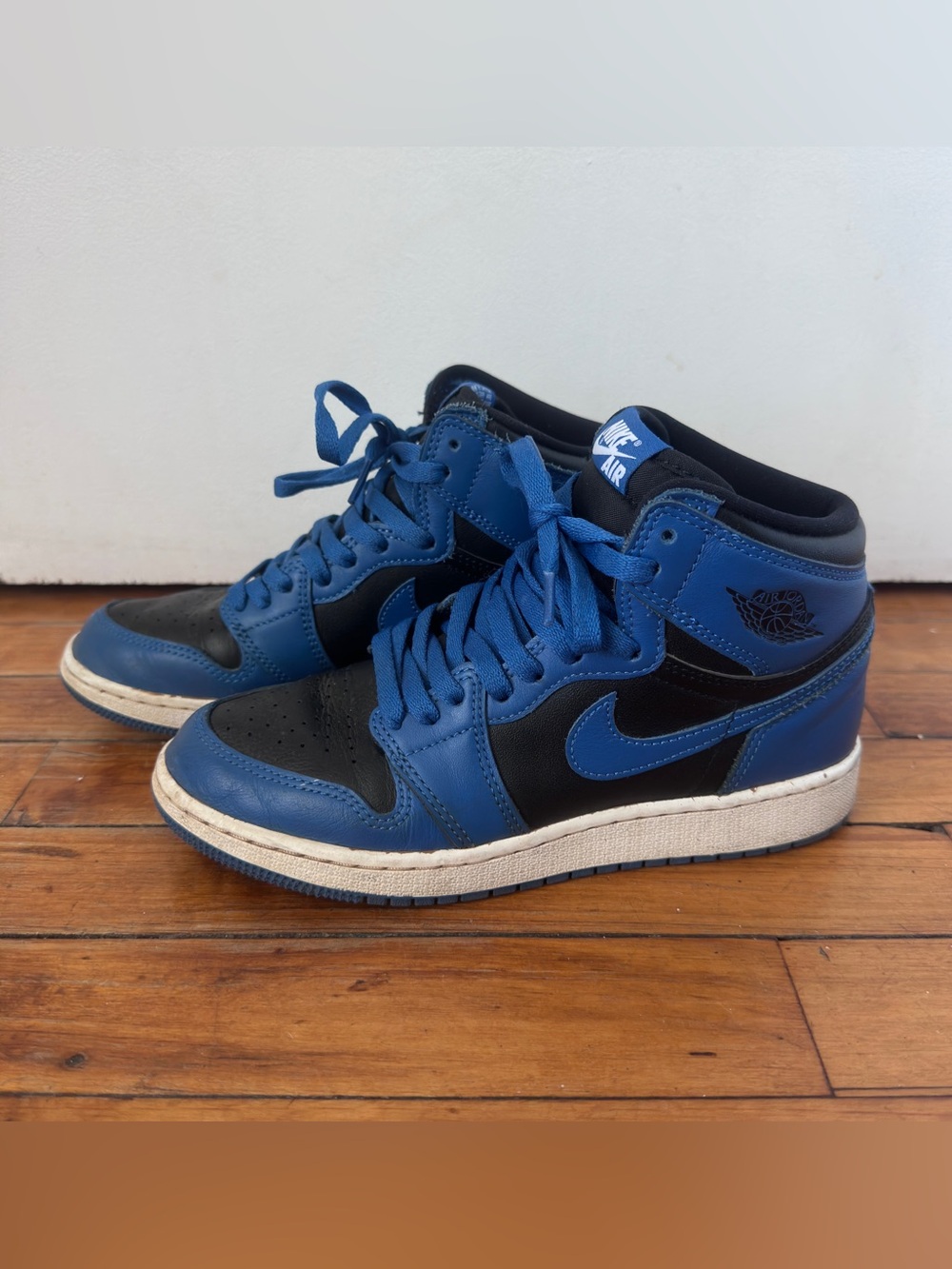 Nike Air Jordan 1 Mid Blue Black White - Size 5Y (W 6.5)